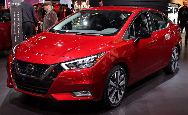 2019 Nissan Versa
