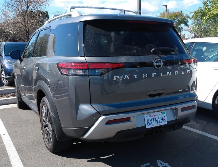 2022 Nissan Pathfinder