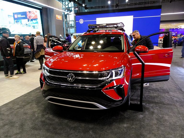 2024 Volkswagen Taos